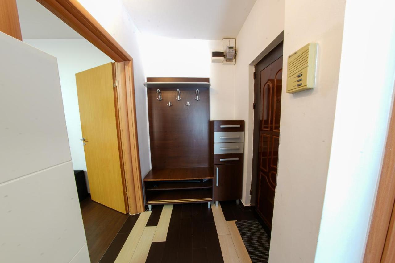 Apartamento Sun Plaza Oasis With Self Check In And Fast Wifi Bucarest Exterior foto