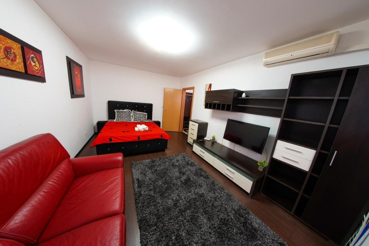 Apartamento Sun Plaza Oasis With Self Check In And Fast Wifi Bucarest Exterior foto