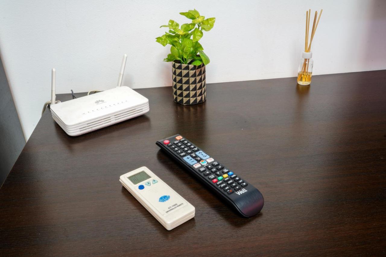 Apartamento Sun Plaza Oasis With Self Check In And Fast Wifi Bucarest Exterior foto